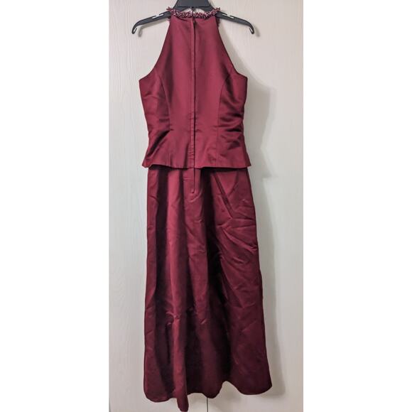 Forever Women's Sleeveless Formal Burgundy Back Zip Closer Long Dress Size 14 - Picture 2 of 4